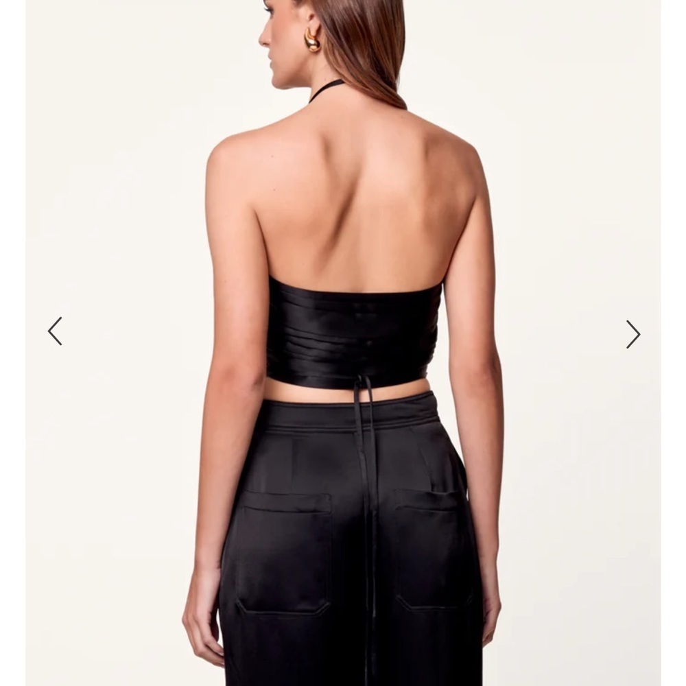 NICHOLAS Tash V Neck Ruched Cropped Top Nicholas - Picture 2 of 9